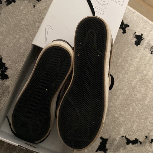 Nike by you sneakers womens 7m - Picture 7 of 8